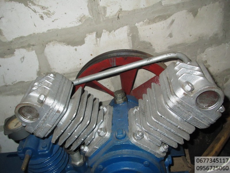 Компрессор поршневой ГП-0,15/10 модели 1136-В2 производства Бежецкого завода – позволяет создавать максимальное давление воздуха 10 кгс/см2, производительность 150 л/мин, мощность электродвигателя 1,5 кВт. 3000 об\мин.